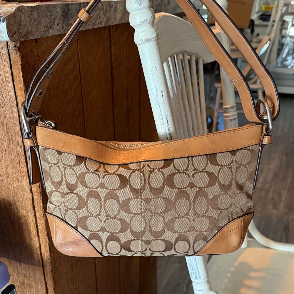 Coach Tan and Brown Signature Shoulder Bag Y2K